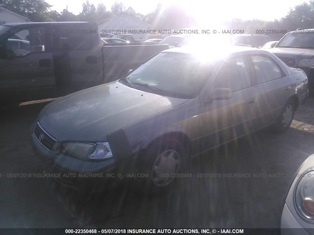 4T1BG22K7YU627261 - 2000 TOYOTA CAMRY CE/LE/XLE 银色 照片 2