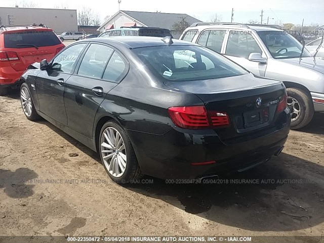 WBAFU9C52BC786635 - 2011 BMW 550 XI BLACK photo 3