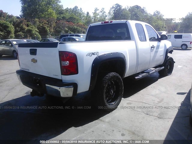 1GC2KVCG4DZ312512 - 2013 CHEVROLET SILVERADO K2500 HEAVY DUTY WHITE photo 4