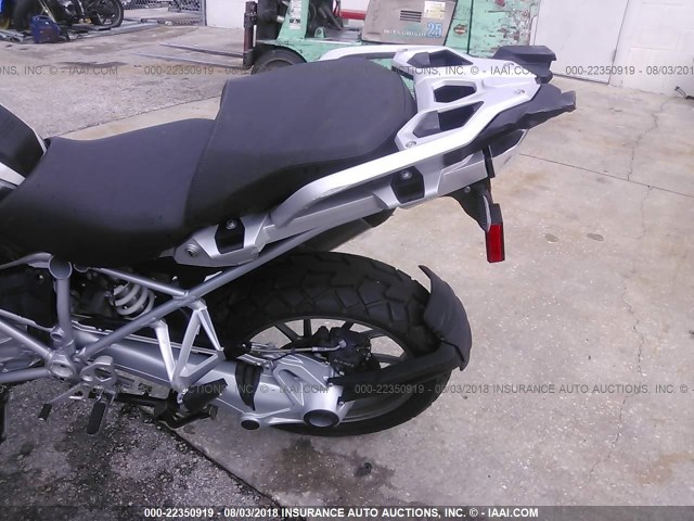 WB10A1101EZ186410 - 2014 BMW R1200 GS WHITE photo 6