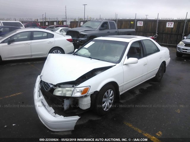 JT2BG22K3Y0398615 - 2000 TOYOTA CAMRY CE/LE/XLE 白色 照片 2