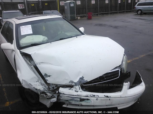 JT2BG22K3Y0398615 - 2000 TOYOTA CAMRY CE/LE/XLE 白色 照片 6