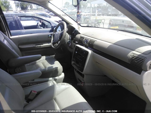 2FMZA58204BA96574 - 2004 FORD FREESTAR LIMITED BEIGE photo 5