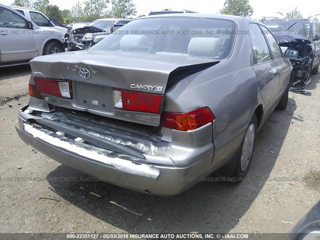 4T1BG22K91U041313 - 2001 TOYOTA CAMRY CE/LE/XLE GRAY photo 4