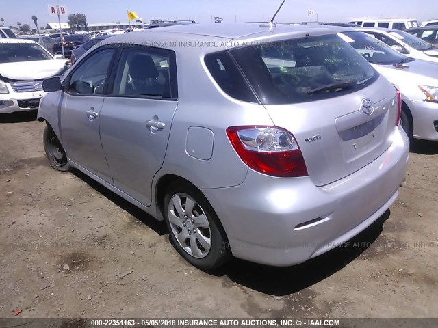 2T1KU40E59C067387 - 2009 TOYOTA COROLLA MATRIX  SILVER photo 3
