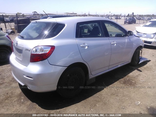 2T1KU40E59C067387 - 2009 TOYOTA COROLLA MATRIX  SILVER photo 4