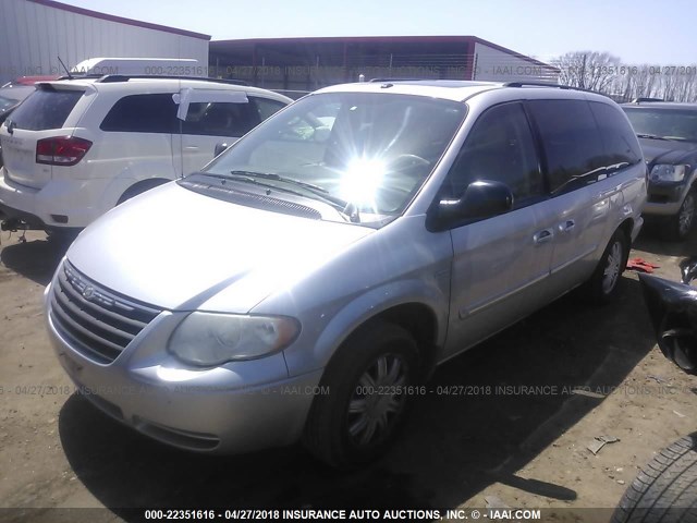 2A4GP54L97R206875 - 2007 CHRYSLER TOWN & COUNTRY TOURING SILVER photo 2