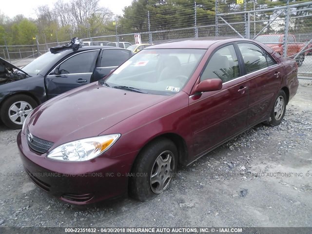 4T1BF32K52U026110 - 2002 TOYOTA CAMRY LE/XLE/SE 勃艮第红 照片 2
