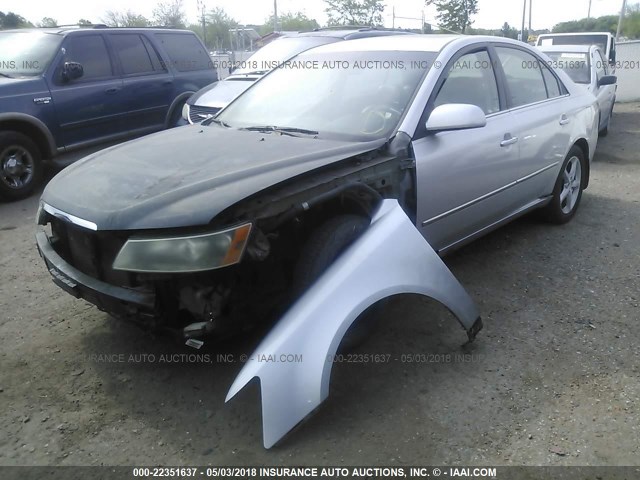 5NPEU46F17H270090 - 2007 HYUNDAI SONATA SE/LIMITED SILVER photo 2