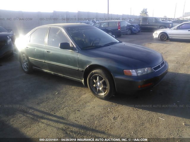 JHMCD563XVC005887 - 1997 HONDA ACCORD LX/EX GREEN photo 1