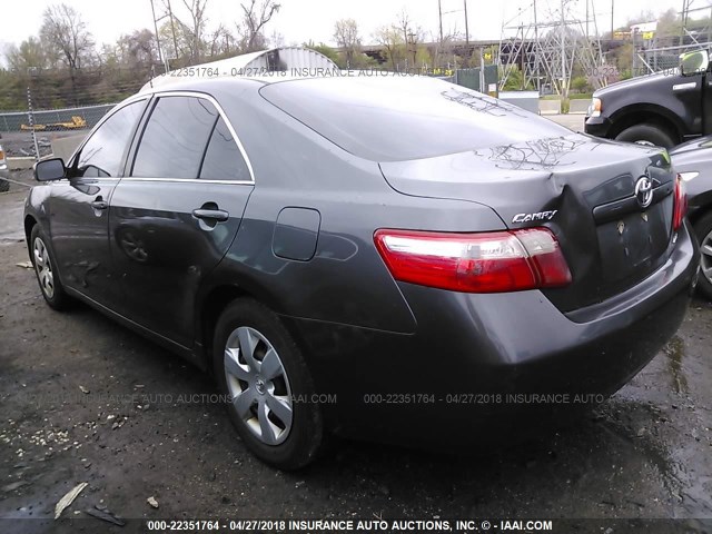 4T1BE46KX9U394831 - 2009 TOYOTA CAMRY SE/LE/XLE GRAY photo 3