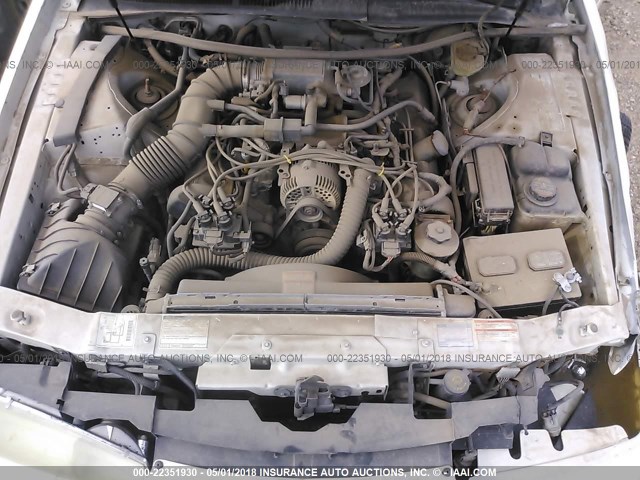 1FALP62W5TH165986 - 1996 FORD THUNDERBIRD LX WHITE photo 10