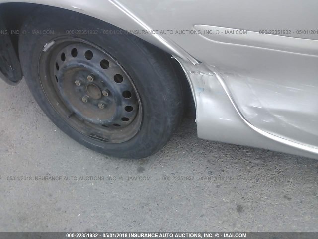 4T1BE32K35U549181 - 2005 TOYOTA CAMRY LE/XLE/SE ვერცხლისფერი ფოტო 6