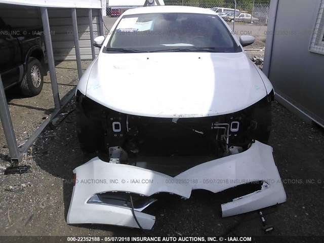 1C3CCCAB5FN695467 - 2015 CHRYSLER 200 LIMITED WHITE photo 6