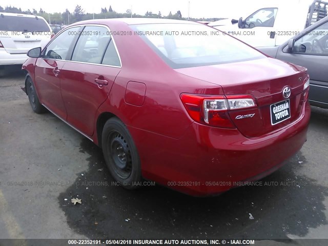 4T4BF1FK9CR181880 - 2012 TOYOTA CAMRY SE/LE/XLE 红色 照片 3