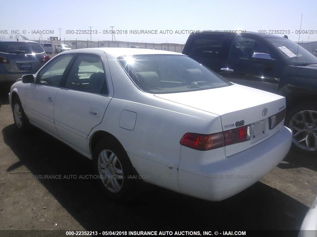 4T1BG22K81U820234 - 2001 TOYOTA CAMRY CE/LE/XLE 白色 照片 3