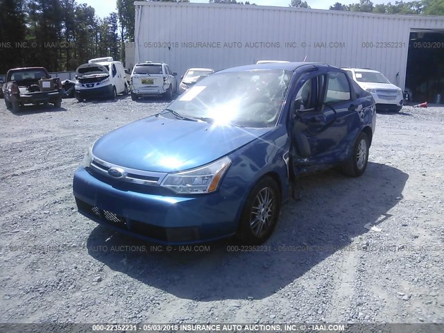 1FAHP35N28W151473 - 2008 FORD FOCUS SE/SEL/SES BLUE photo 2