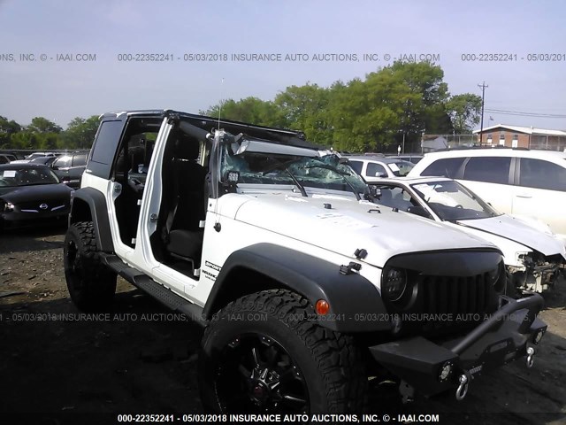 1C4HJWDG2FL534327 - 2015 JEEP WRANGLER UNLIMITE SPORT WHITE photo 1