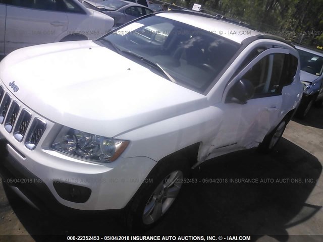 1J4NT1FA6BD215441 - 2011 JEEP COMPASS SPORT WHITE photo 2