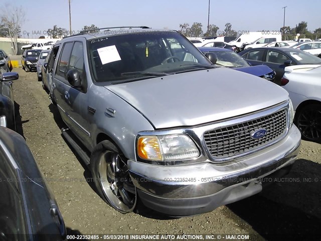 1FMRU15L31LA28603 - 2001 FORD EXPEDITION XLT ვერცხლისფერი ფოტო 1