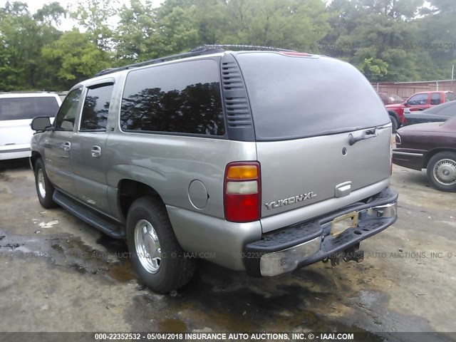 3GKEC16Z32G334079 - 2002 GMC YUKON XL C1500 GRAY photo 3