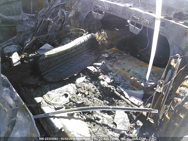 4T1BF1FK5HU306438 - 2017 TOYOTA CAMRY LE/XLE/SE/XSE GRAY photo 8