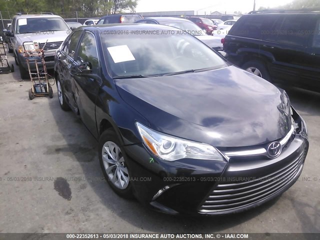 4T4BF1FKXGR524251 - 2016 TOYOTA CAMRY LE/XLE/SE/XSE BLACK photo 1