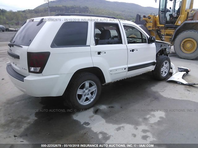 1J4HR48N55C596271 - 2005 JEEP GRAND CHEROKEE LAREDO/COLUMBIA/FREEDOM 白色 照片 4