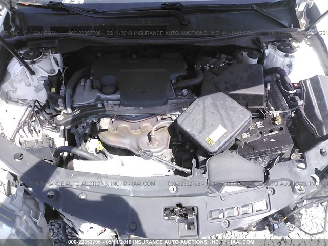 4T1BF1FK1CU562083 - 2012 TOYOTA CAMRY SE/LE/XLE WHITE photo 10