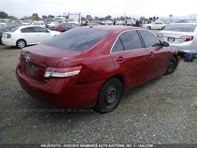 4T4BF3EK0BR121644 - 2011 TOYOTA CAMRY SE/LE/XLE RED photo 4