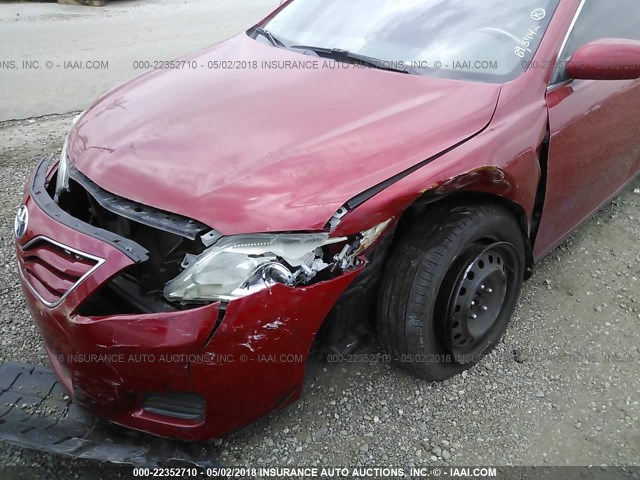 4T4BF3EK0BR121644 - 2011 TOYOTA CAMRY SE/LE/XLE RED photo 6