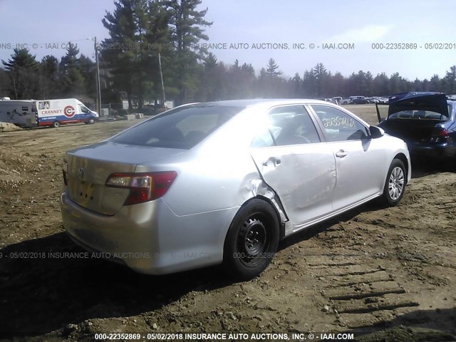 4T4BF1FK6CR167614 - 2012 TOYOTA CAMRY SE/LE/XLE 银色 照片 4