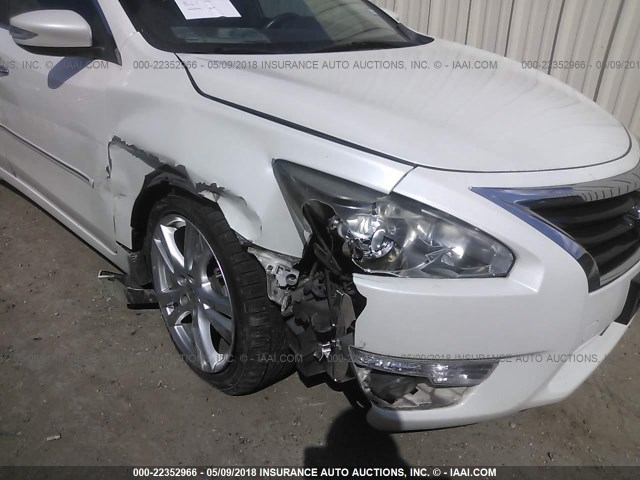 1N4BL3AP1DC212008 - 2013 NISSAN ALTIMA 3.5S/3.5SV/3.5SL WHITE photo 6