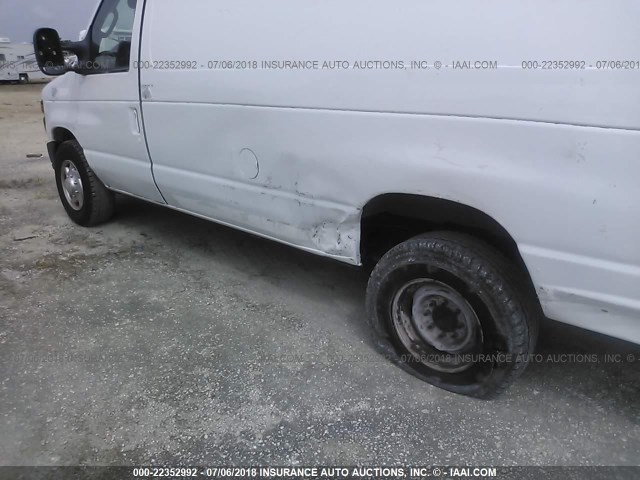 1FTSS3EL2BDB29909 - 2011 FORD ECONOLINE E350 SUPER DUTY VAN WHITE photo 6