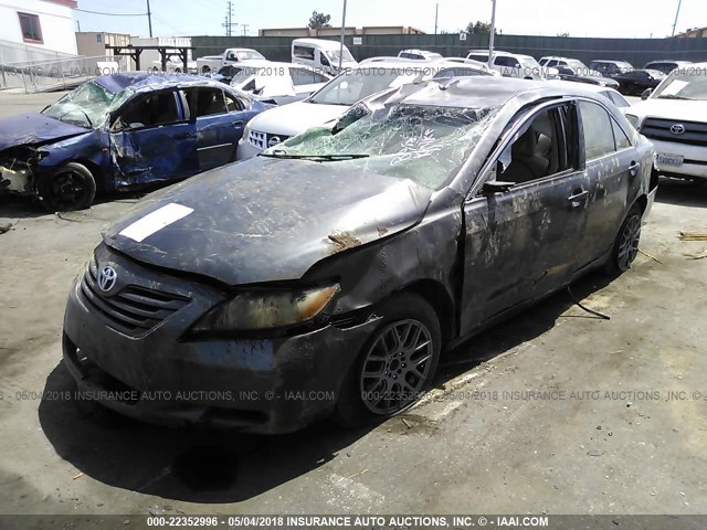 4T4BE46K69R118443 - 2009 TOYOTA CAMRY SE/LE/XLE GRAY photo 2