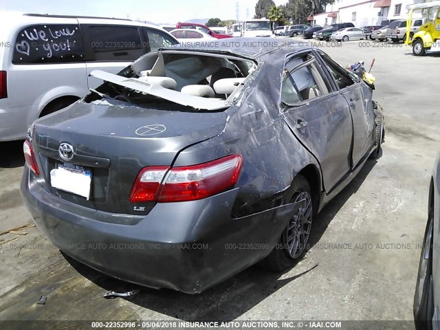 4T4BE46K69R118443 - 2009 TOYOTA CAMRY SE/LE/XLE GRAY photo 4