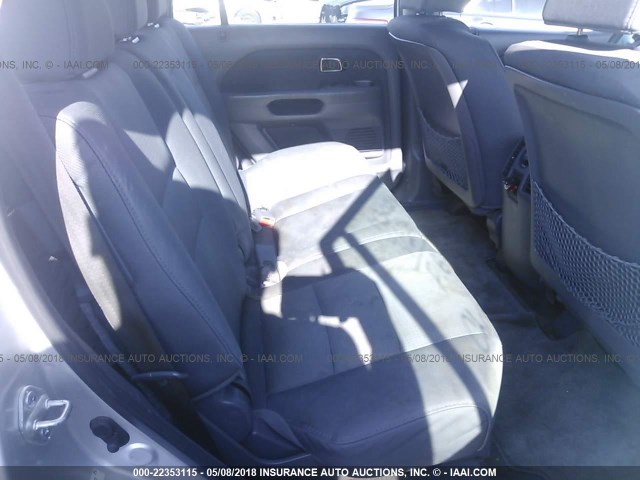 5FNYF18186B030507 - 2006 HONDA PILOT LX SILVER photo 8