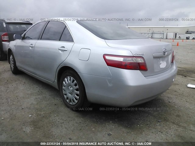 4T1BE46K57U686447 - 2007 TOYOTA CAMRY NEW GENERAT CE/LE/XLE/SE SILVER photo 3