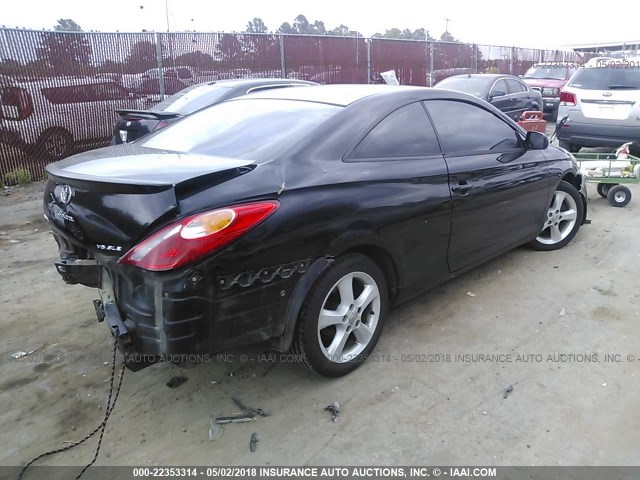 4T1CA30P24U022567 - 2004 TOYOTA CAMRY SOLARA SE/SLE BLACK photo 4