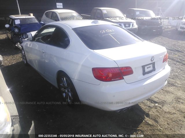 WBAKE5C51CE755676 - 2012 BMW 328 I SULEV WHITE photo 3