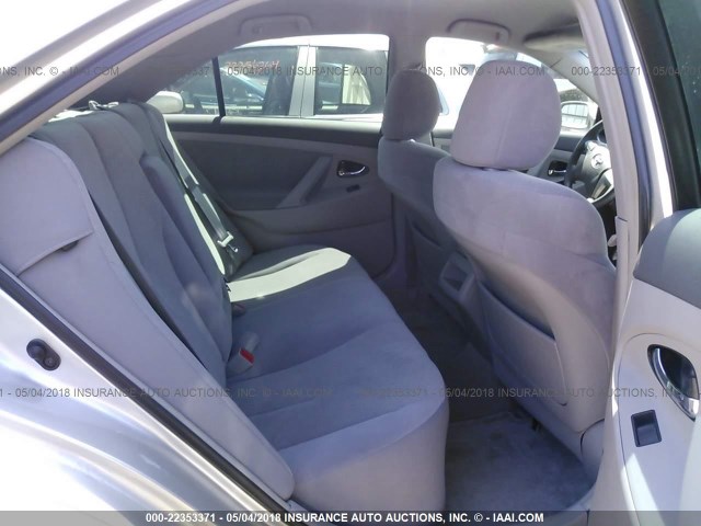 4T1BE46K48U260427 - 2008 TOYOTA CAMRY CE/LE/XLE/SE SILVER photo 8