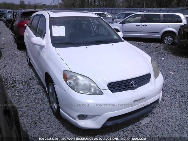 2T1KR32E37C655990 - 2007 TOYOTA COROLLA MATRIX XR WHITE photo 1