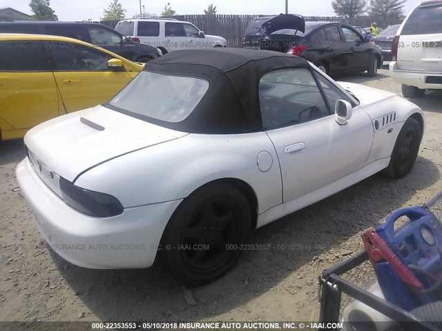 4USCH7329WLD15914 - 1998 BMW Z3 1.9 WHITE photo 4