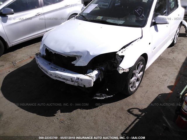 JM1BK344081787698 - 2008 MAZDA 3 HATCHBACK WHITE photo 6