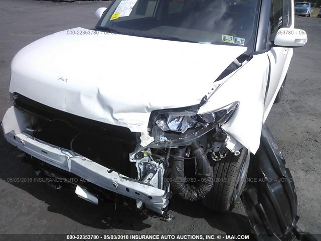 JTLZE4FE3CJ029594 - 2012 TOYOTA SCION XB WHITE photo 6