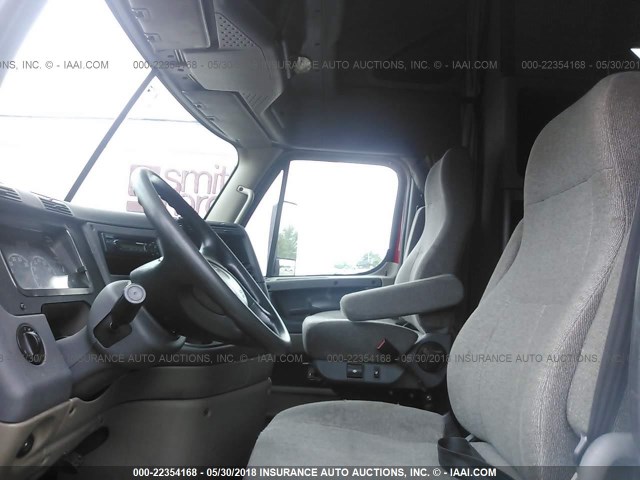 1FUJGLBG4CLBD8727 - 2012 FREIGHTLINER CASCADIA 125  Unknown photo 5