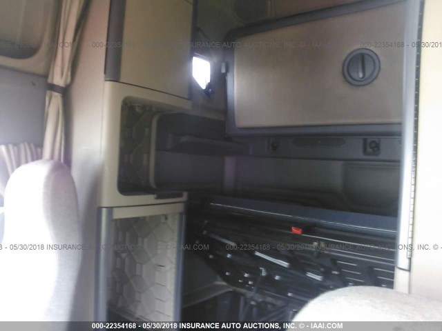 1FUJGLBG4CLBD8727 - 2012 FREIGHTLINER CASCADIA 125  Unknown photo 7