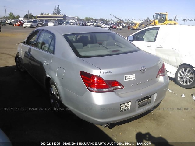 4T1BK36B06U114543 - 2006 TOYOTA AVALON XL/XLS/TOURING/LIMITED SILVER photo 3