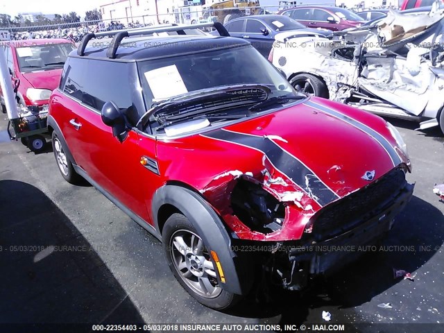 WMWSU3C54BT098082 - 2011 MINI COOPER RED photo 1