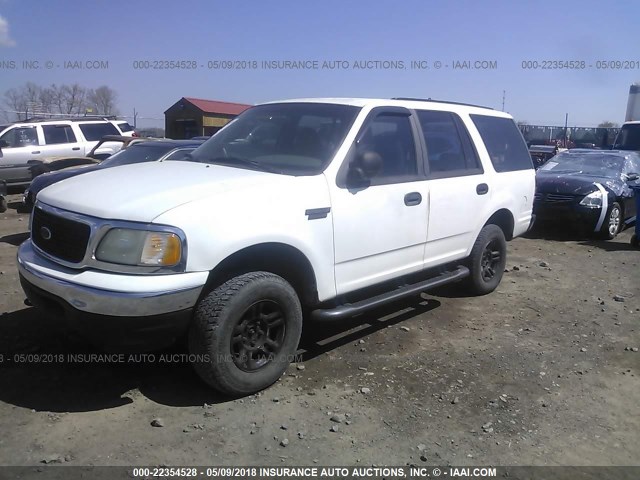 1FMPU16L3YLC00399 - 2000 FORD EXPEDITION XLT თეთრი ფოტო 2